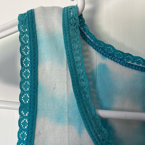 Blue Tank Top - Picture 4 of 4